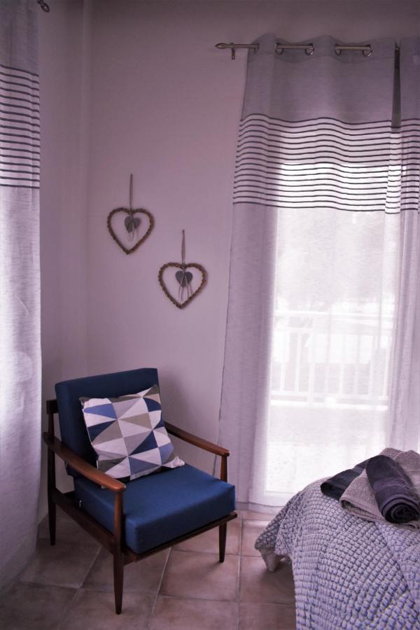 Appartement Cozy And Modern à Komotiní Extérieur photo
