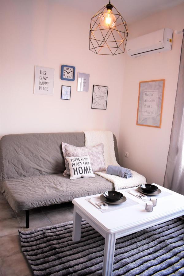Appartement Cozy And Modern à Komotiní Extérieur photo
